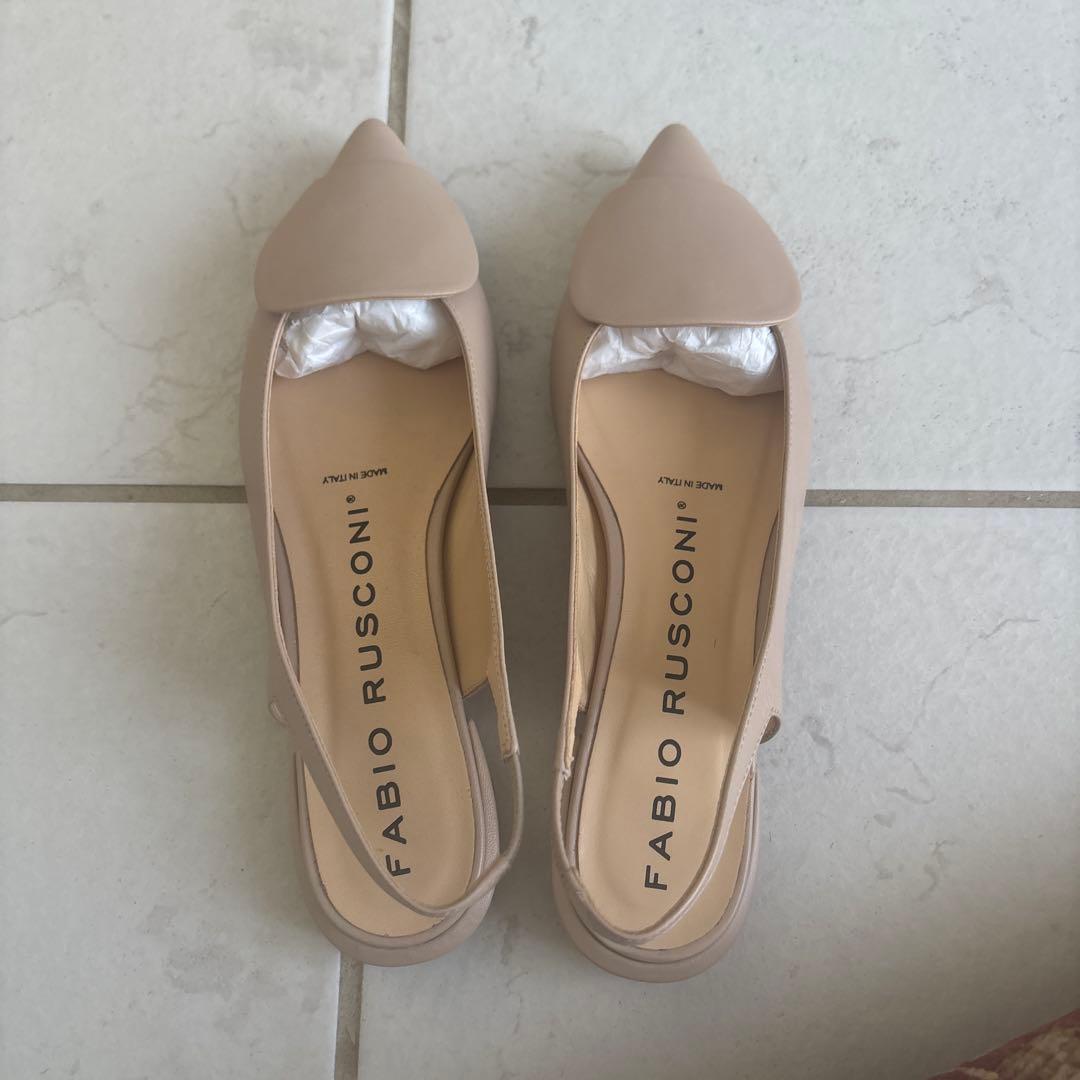 FABIO RUSCONI ベージュ ポインテッドトゥ ミュール