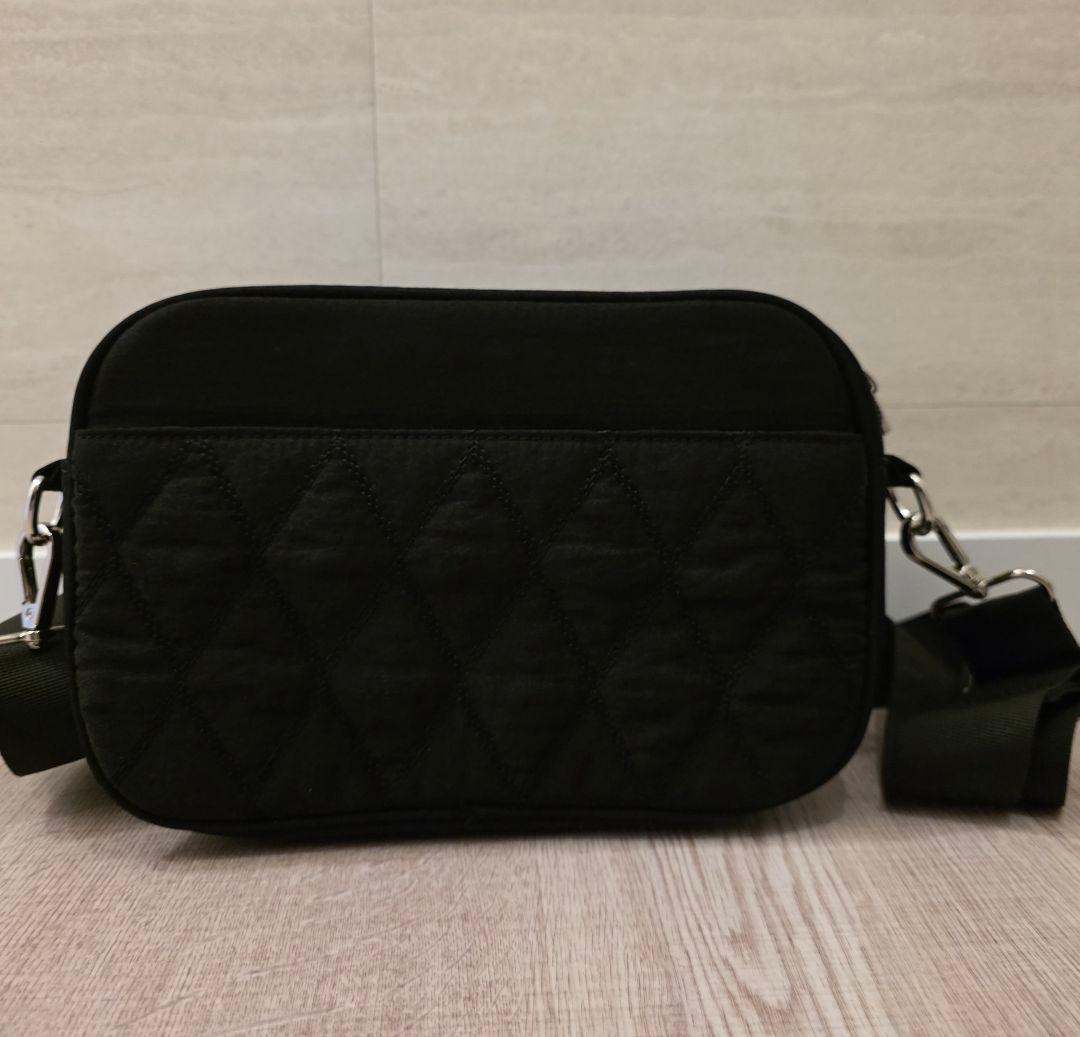 soleileソレイル ブラック ボディバッグ ショルダーバッグ