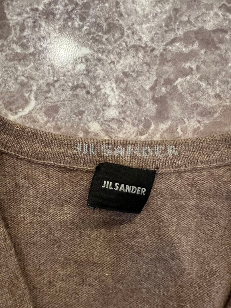 ブラウン Vネックセーター