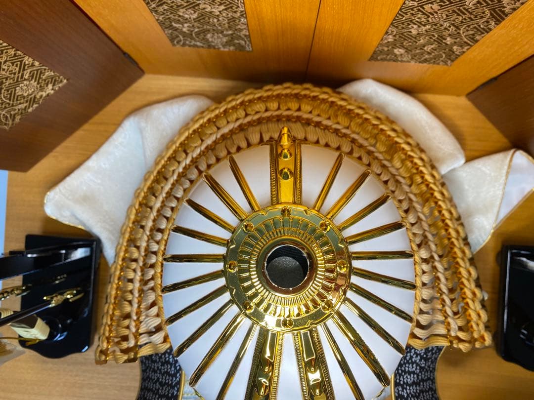 上杉謙信　東京久月　五月人形　着用兜飾り収納セット・着用できる兜