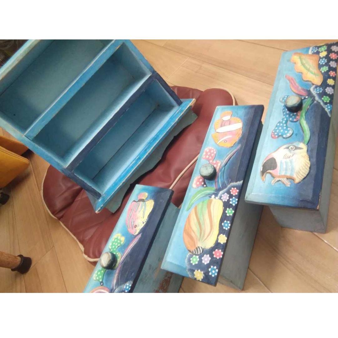 1556 バリ島　芸術の村　ウブドの手作り　アンティーククラシック　三段　小箱