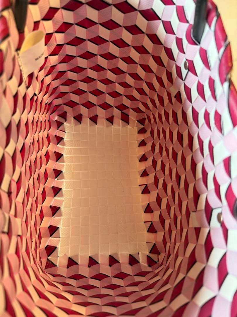 MARNI MARKET編み込みかごバッグ⭐︎マルニマーケット　かご　ピンク