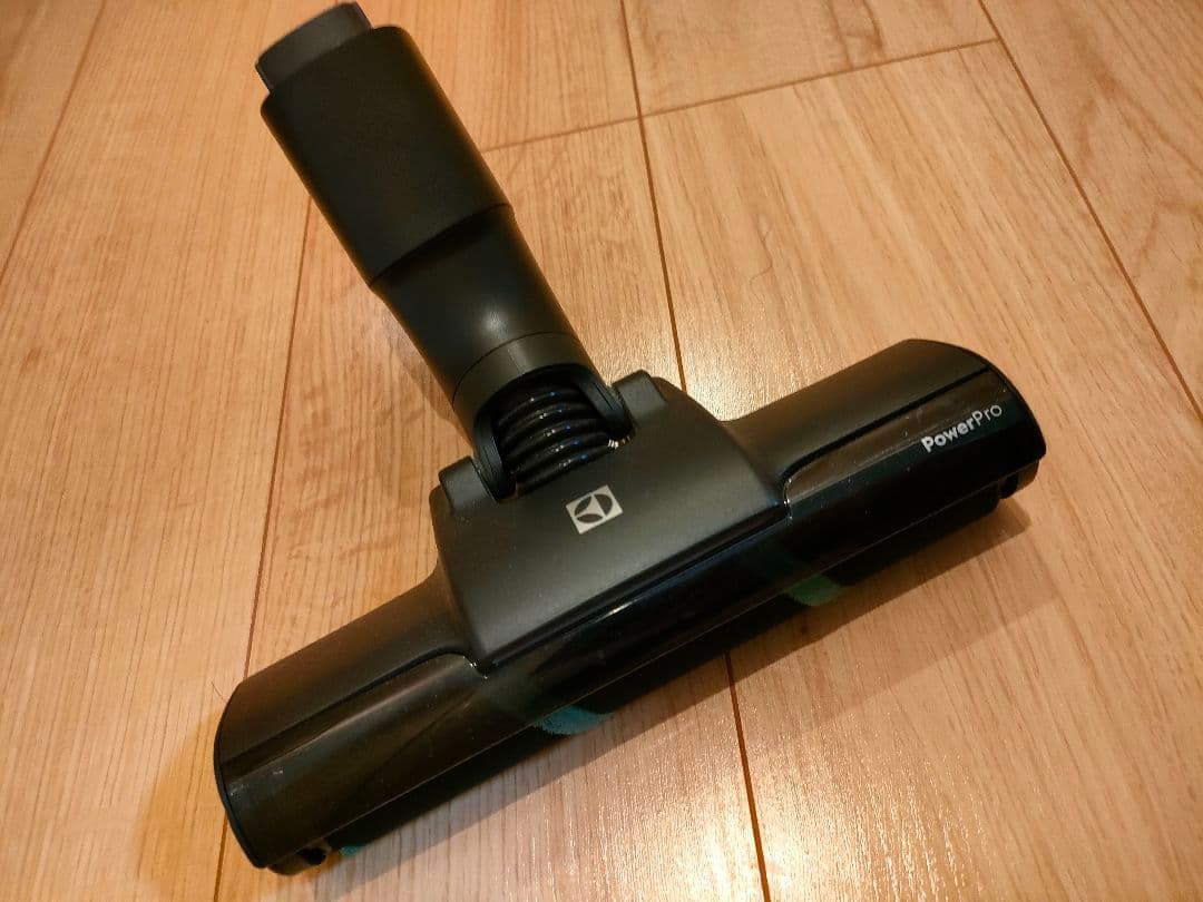 Electrolux ultimate700スティッククリーナー