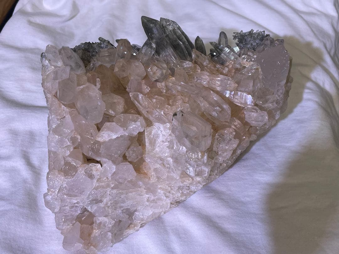 ヒマラヤ水晶　ガネーシュヒマール産　クラスター