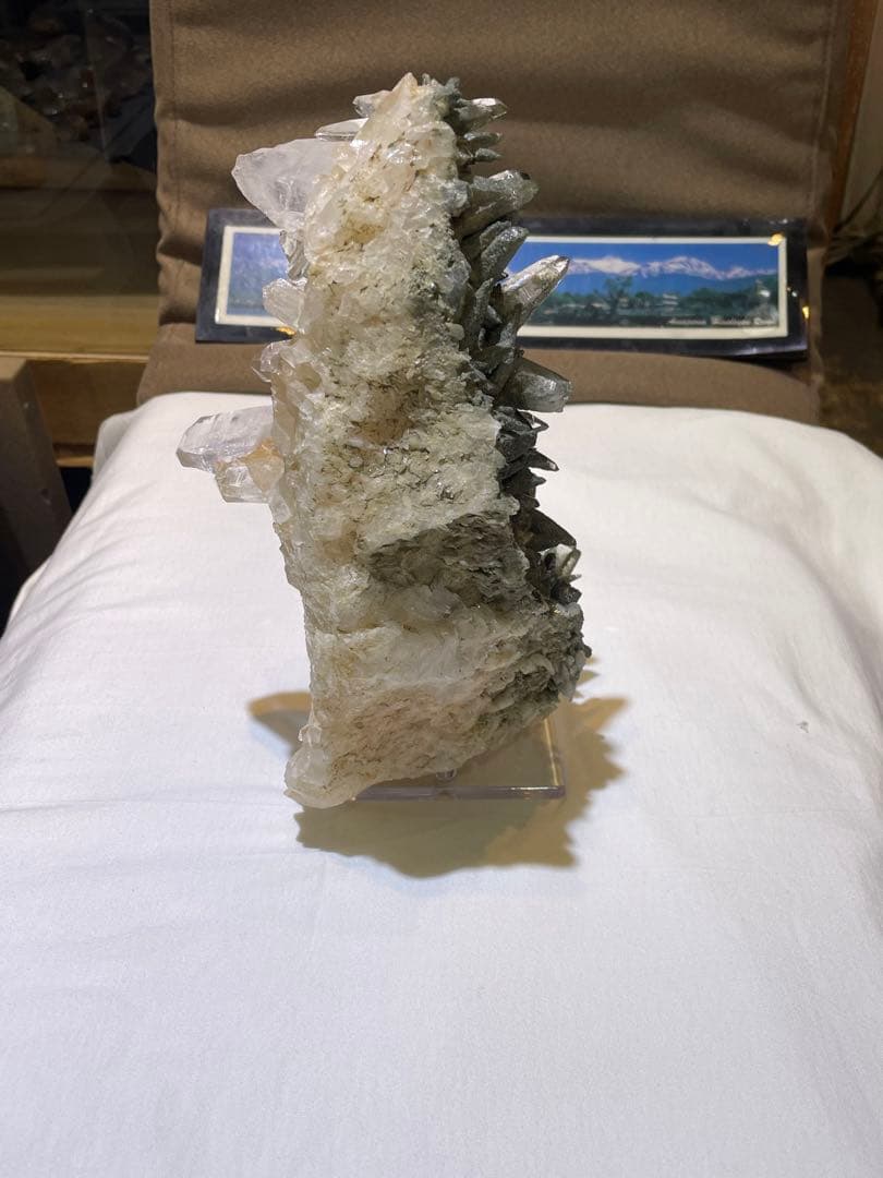 ヒマラヤ水晶　ガネーシュヒマール産　クラスター