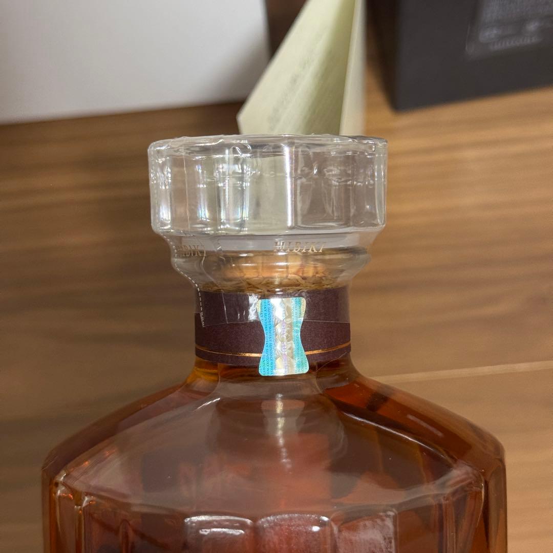 新品未開栓　響21年 花鳥風月意匠ボトル　空港限定　サントリー　ウィスキー