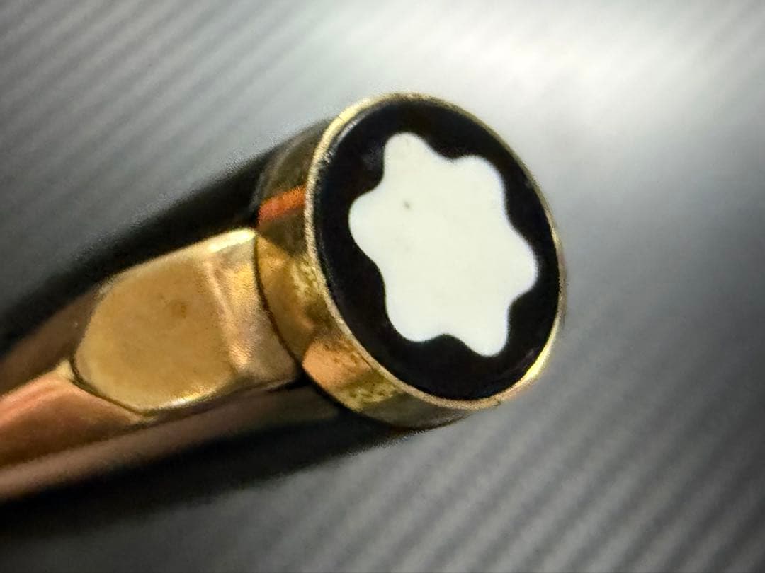 未使用に近い モンブラン No.310 ブラック F 細字 万年筆