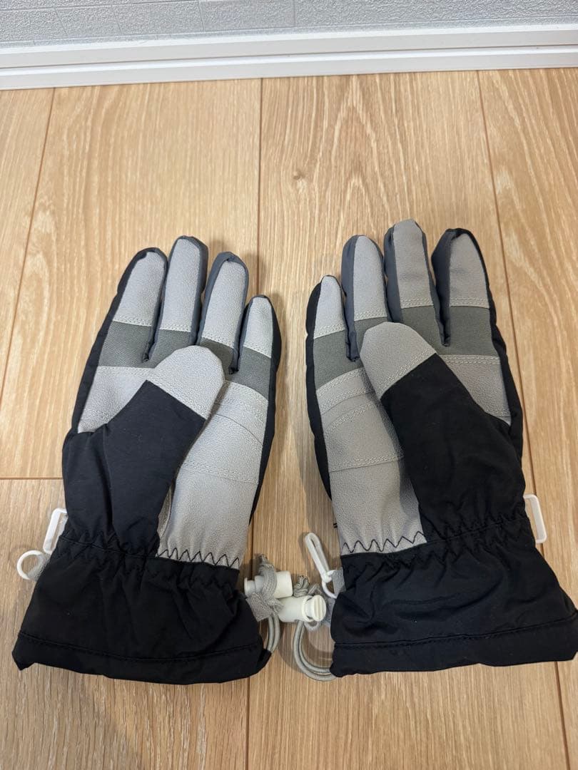 #新品未使用phenixスキー スノボ ウェア 上下 160