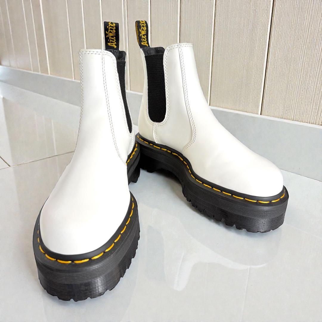 美品　Dr. Martens QUAD チェルシーブーツ24〜24.5cm厚底