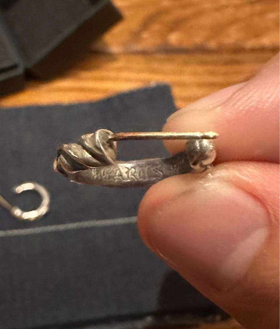 クロムハーツ スクロール フープイヤリング 両耳セット