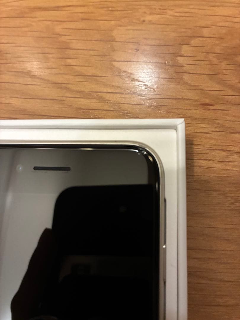 Apple iPhone SE第3世代64GB 美品SIMフリー　スターライト