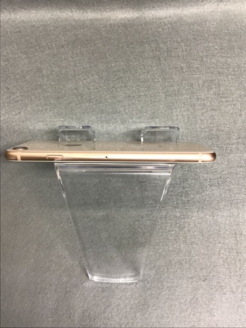 美品 国内版 SIMフリー iPhone8 64GB ゴールド色
