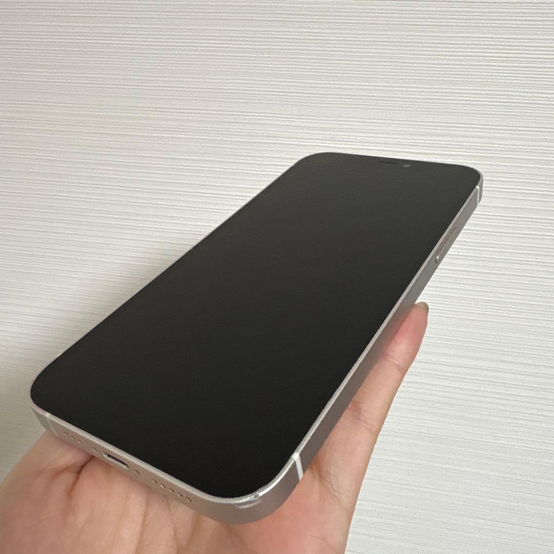 Apple iPhone 12 ホワイト 本体 SIMフリー 画面割れ無 箱有