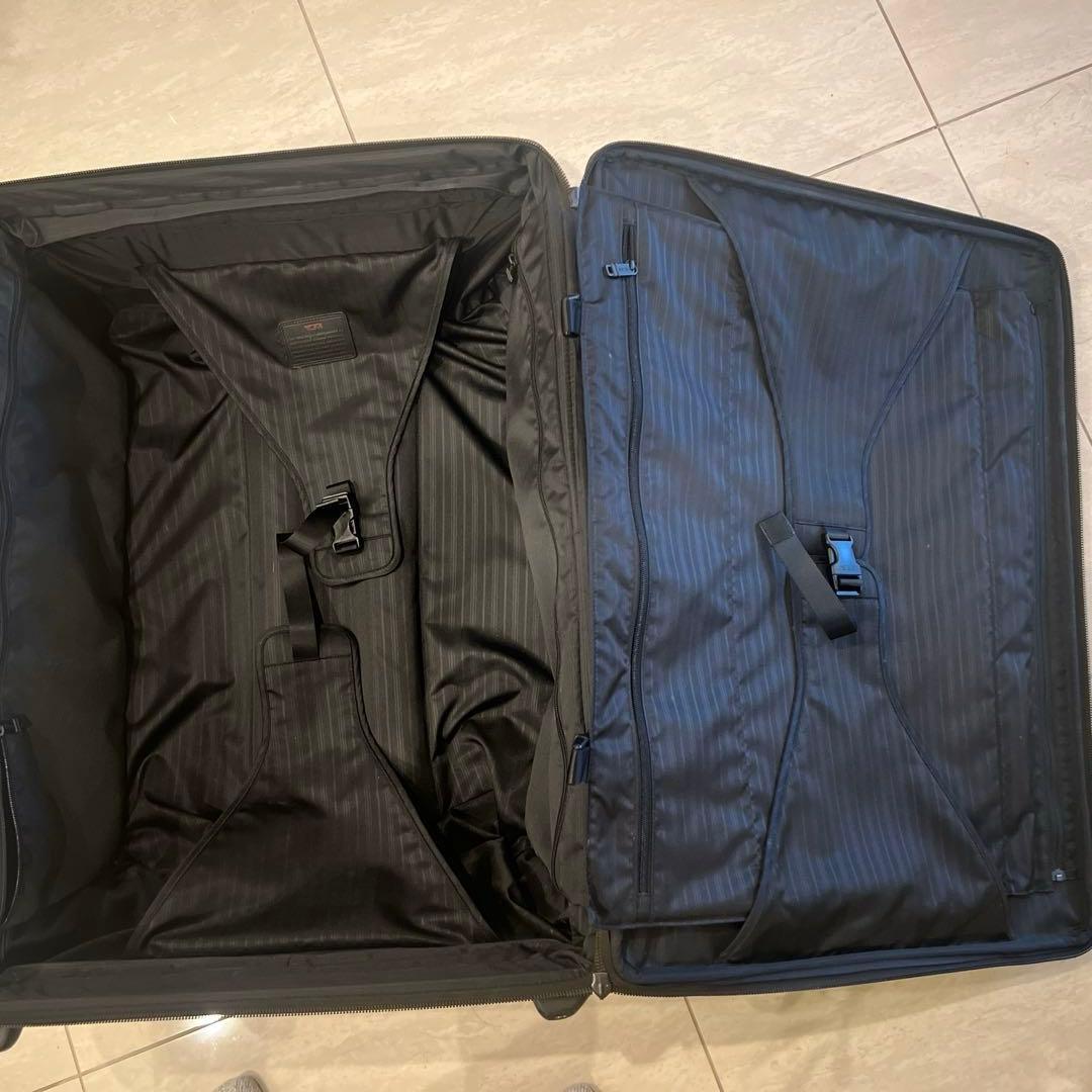 TUMI 正規品トュミ ブラウン　大型108L キャリーケース7泊〜
