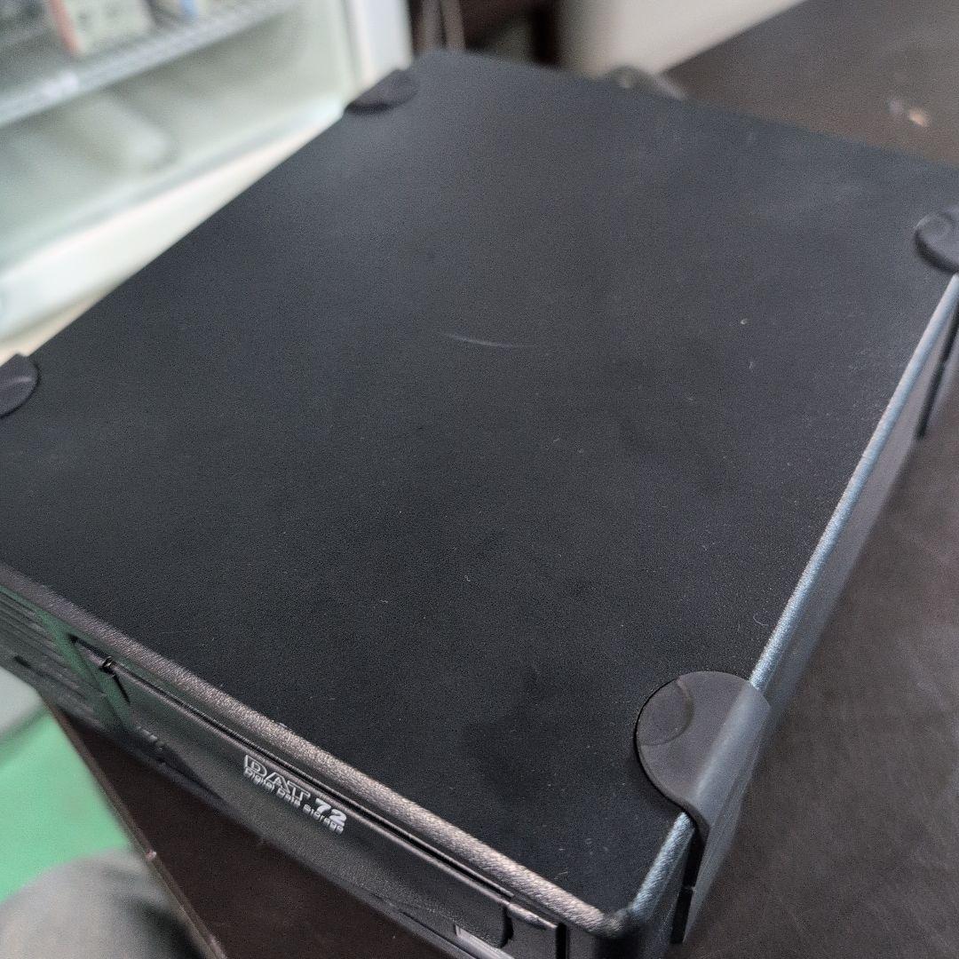 HP StorageWorksQ1523B 外付け型テープドライブ DAT72
