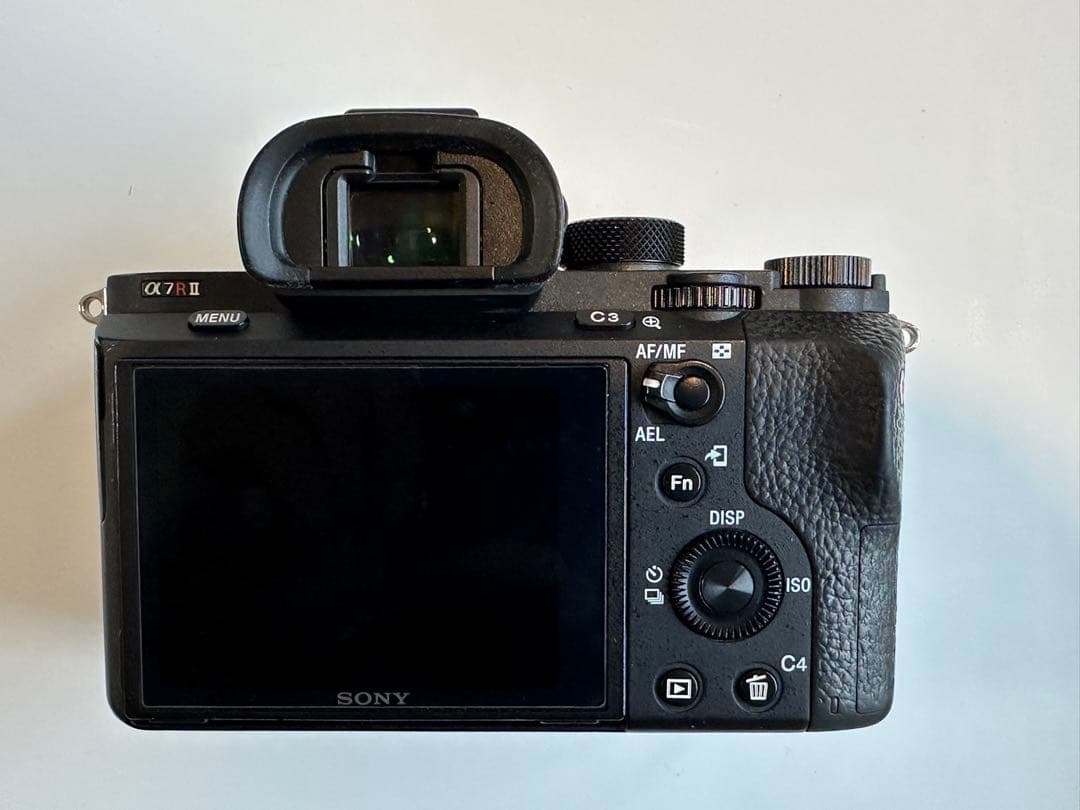 SONY α7R Ⅱ+ FE 90mm F2.8 ＋VG-C2EMセット