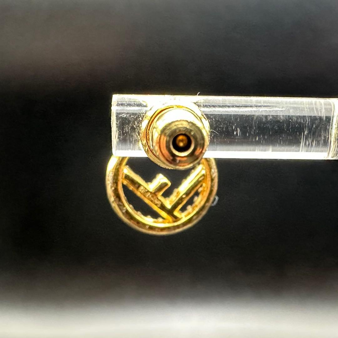 極美品✨　FENDI　フェンディ　ピアス　エフイズ　ゴールド　1651