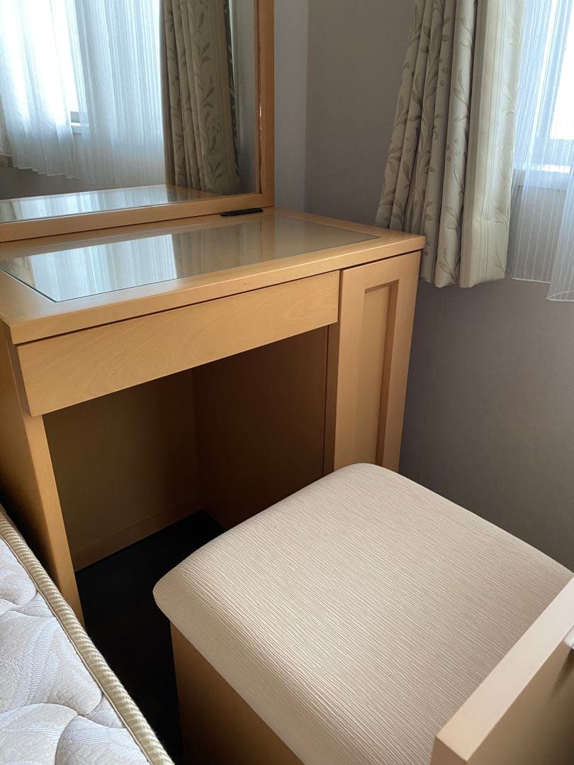 新品未使用　ドレッサー 鏡台　①