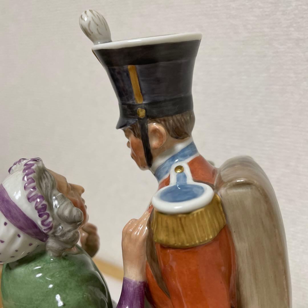 ＊尚様ご購入希望・The Soldier & Witch・高さ２０cm・