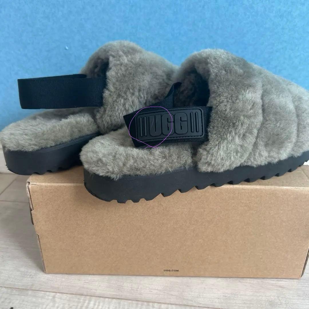 UGG フラットファーサンダル美品24cm