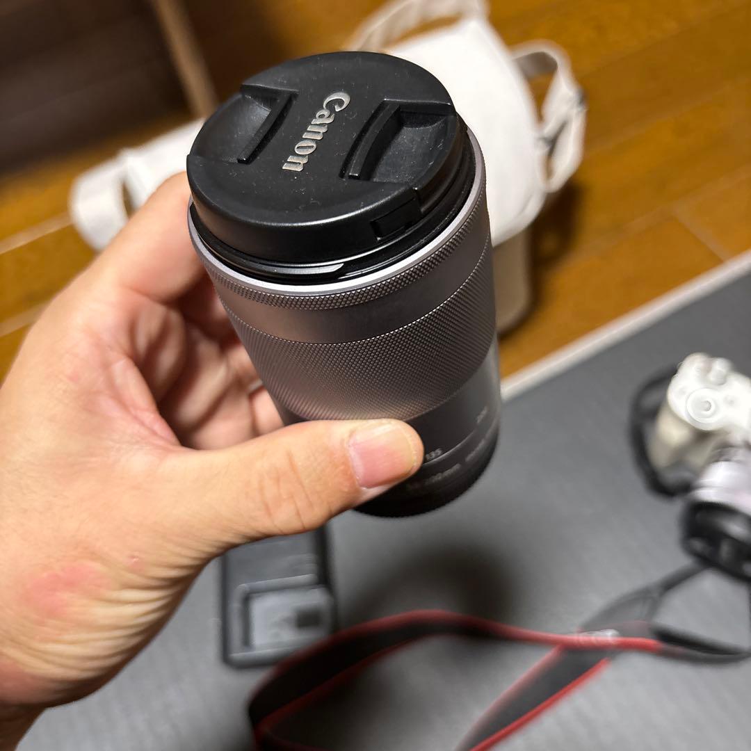 美品:Canon EOS Kiss M2 ホワイト