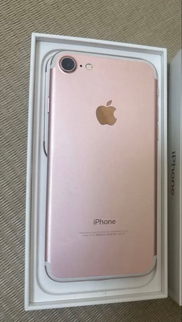 Apple iPhone 7ローズゴールド 本体　動作問題なし