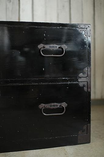 綺麗な丸金具庄内箪笥　2段　中桐　タンス　収納　古家具　古民家　時代家具