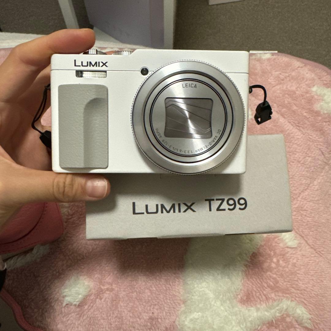 LUMIX TZ99 ホワイト レザーケース付き