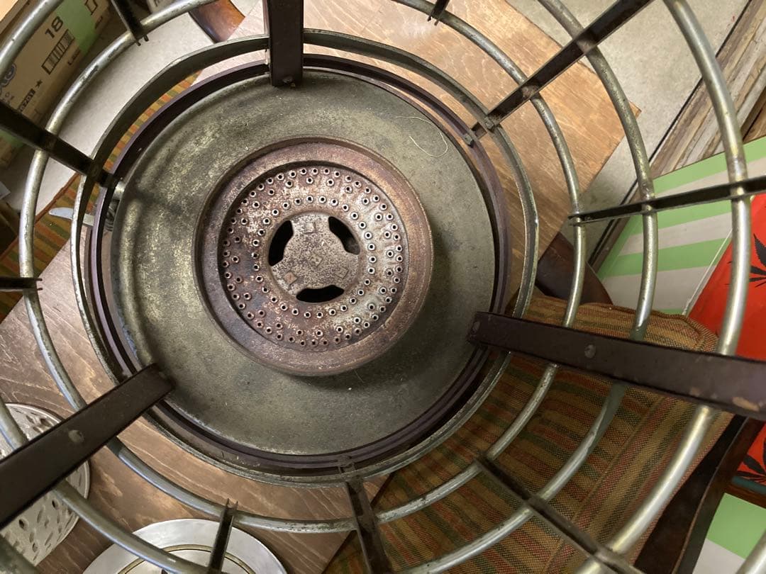 アンティークガスストーブ