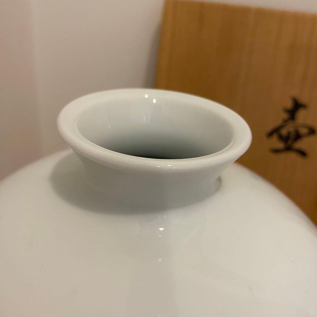 【美品】人間国宝　井上萬二　本人作　白磁丸形　壺　共箱