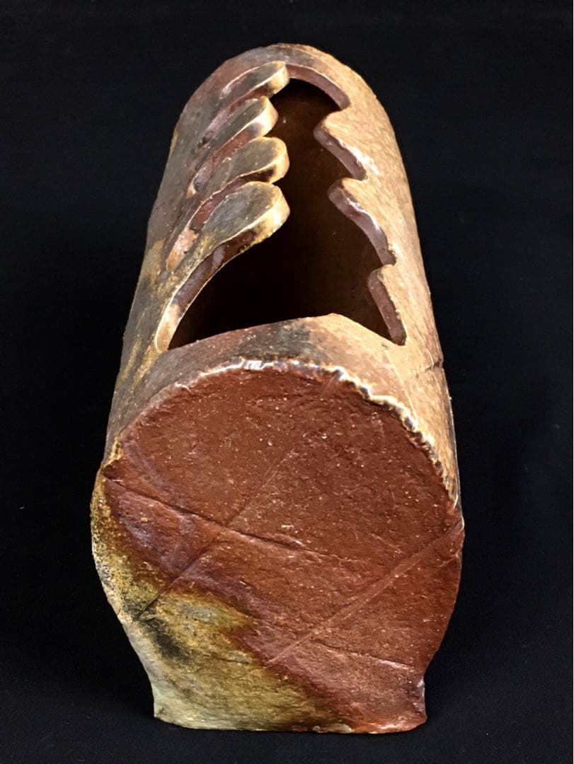 S23岡田輝 備前 叩き花入・共箱・花器