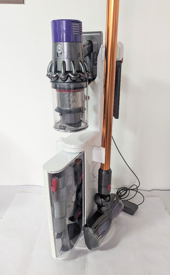 【65分稼働】ダイソン掃除機V10 スタンド(フロアドック)付き　③