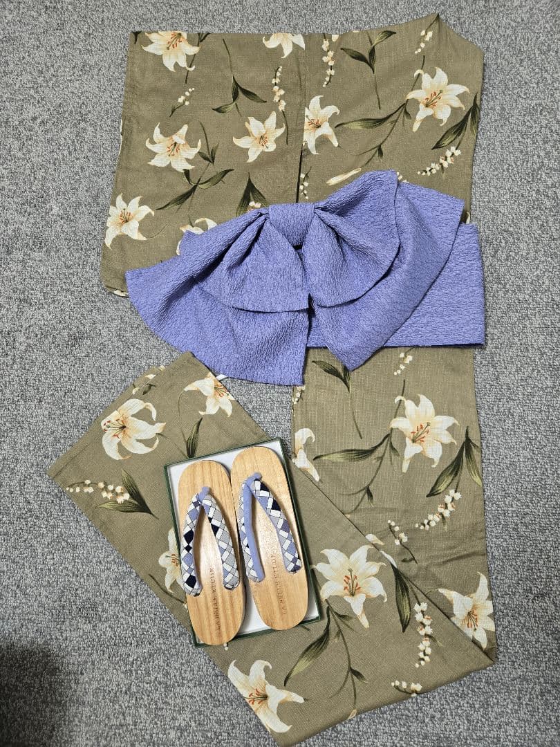 LA BELLE ETUDE 浴衣・帯・下駄セット 百合