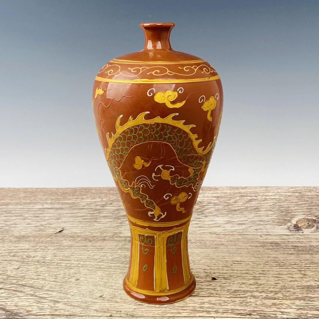 中国古美術・旧蔵の磁器・宋定窯膩金梅瓶・置物・書道・茶道具・文房具・賞物・陶芸