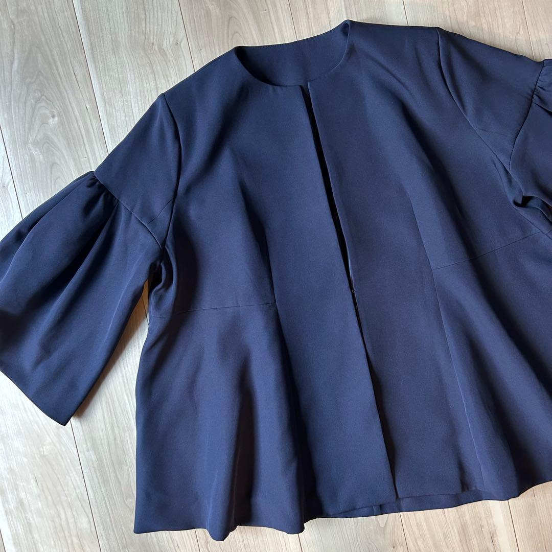 新品＊ルイルエブティック完売品ノーカラーフレアースリーブジャケットのみMネイビー
