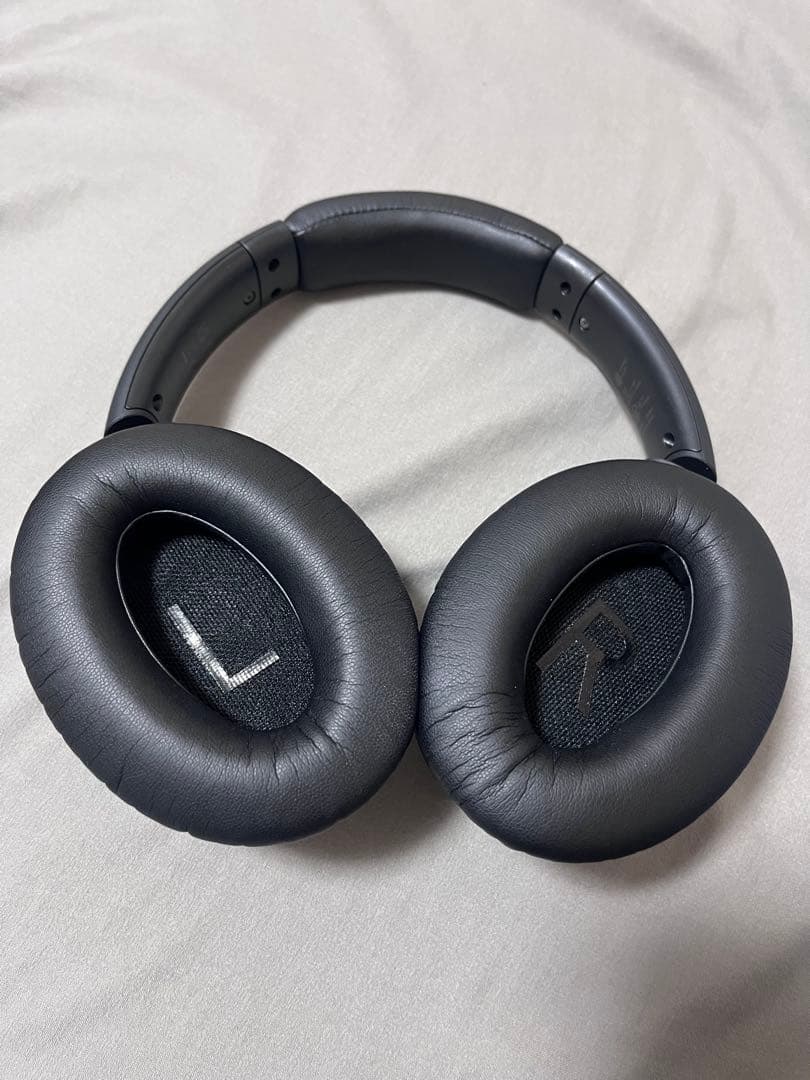 オーディオテクニカ　ワイヤレスヘッドホン ブラック ノイズキャンセリング