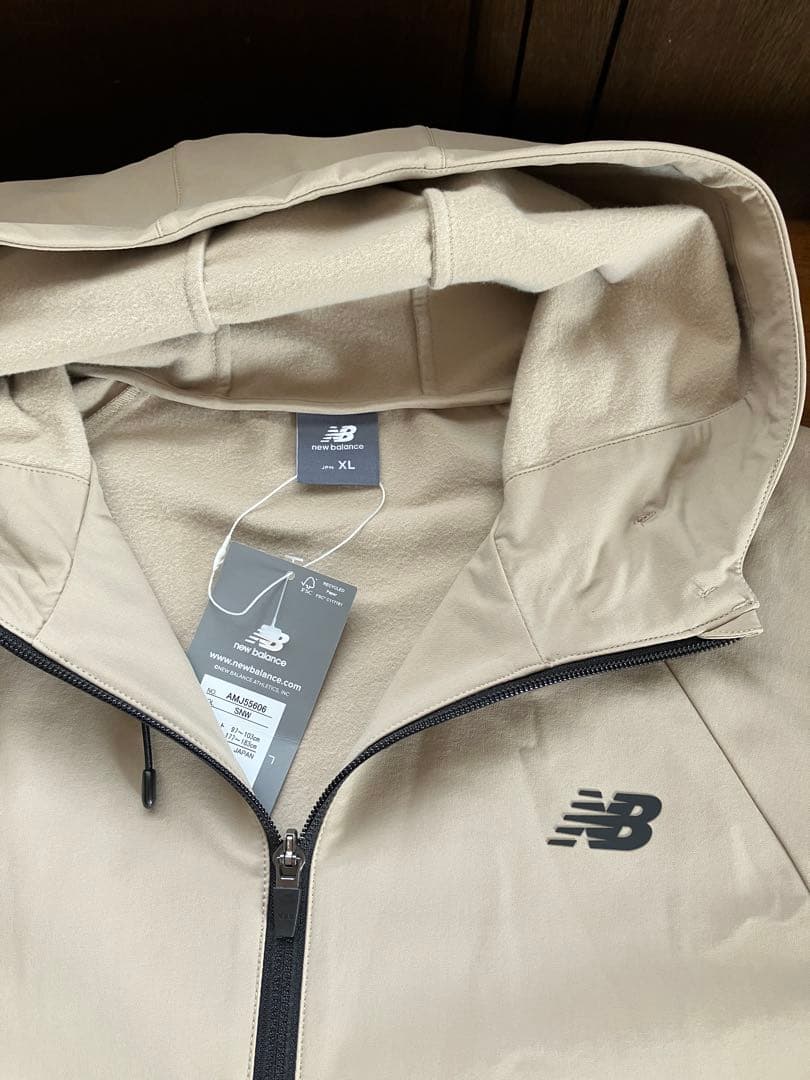 New Balance THE CITY セットアップ XL 未使用