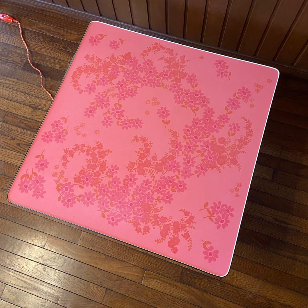 昭和レトロ　こたつ　やぐらコタツ　レトロポップ　当時物