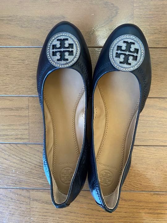 Tory Burch フラットシューズ　黒　24cm
