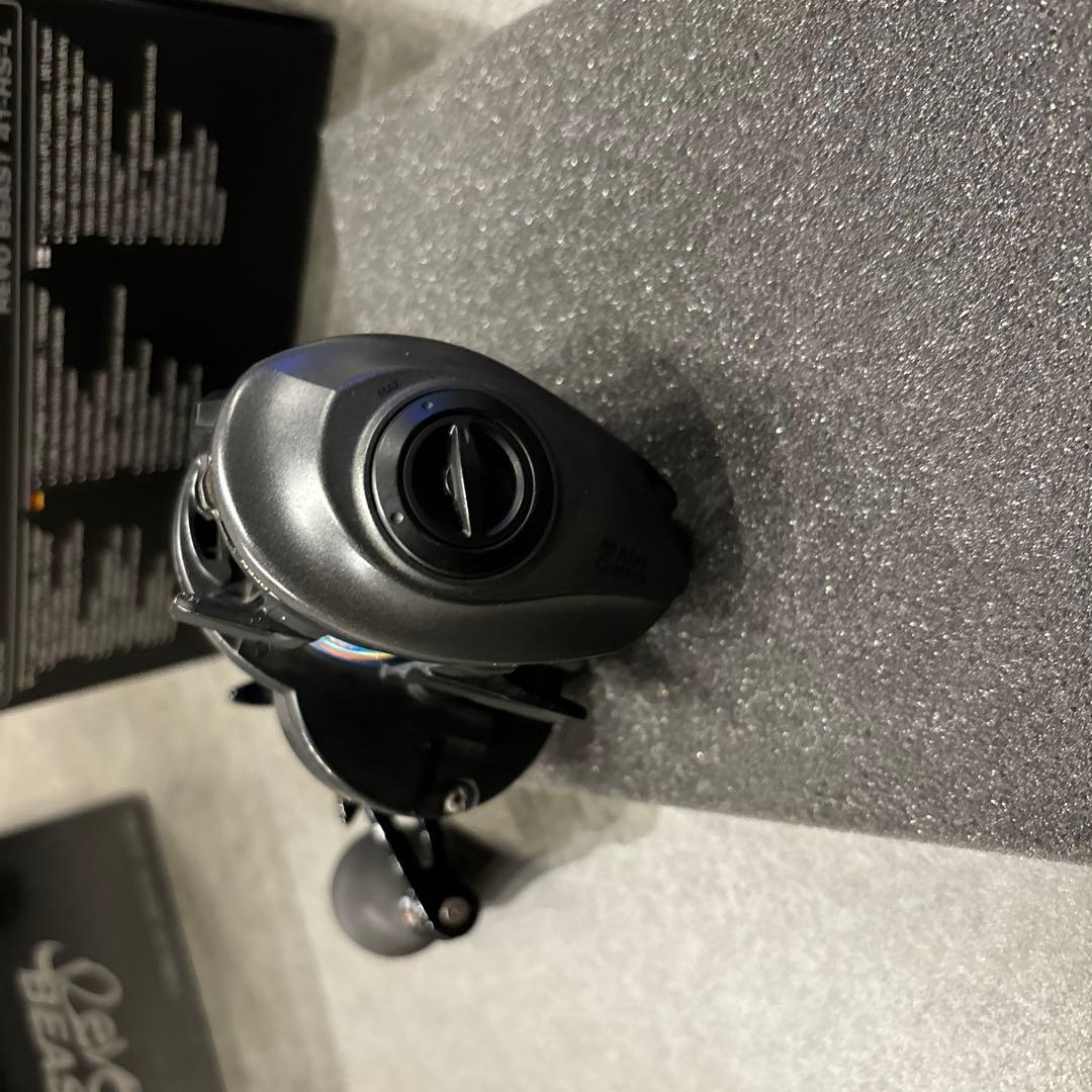 AbuGarcia revo beast 左巻き