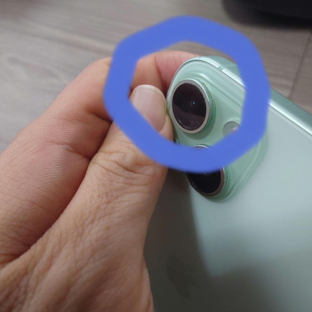 美品　Apple iPhone 15 256GBミッドナイトグリーン