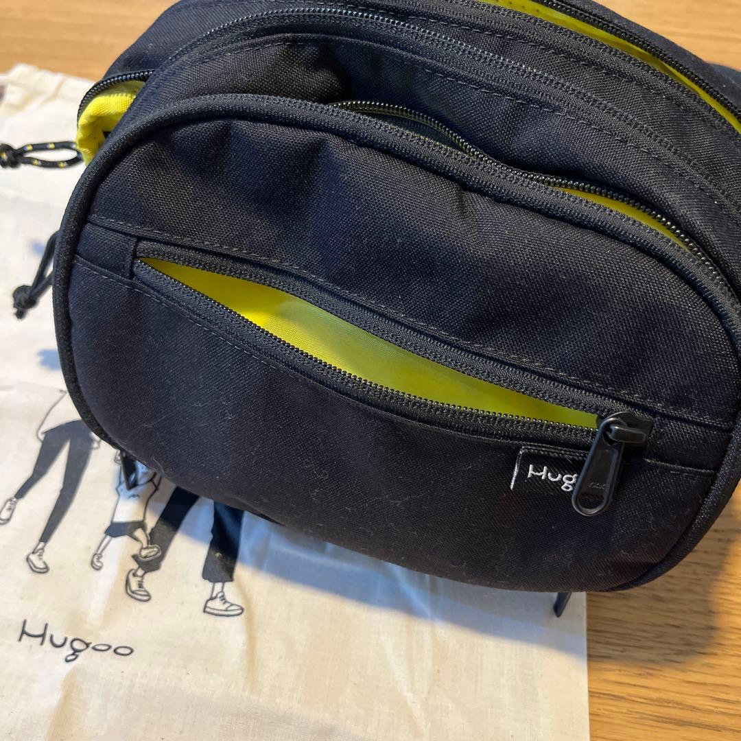 美品✨Huggo ハグー ヒップシート 巾着付き ウエストポーチ 黒 ナイロン