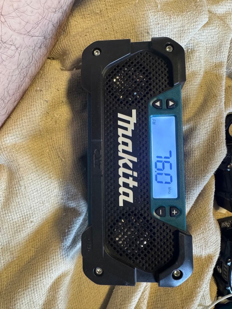 た*ん様 マキタ　ラジオ　MR052