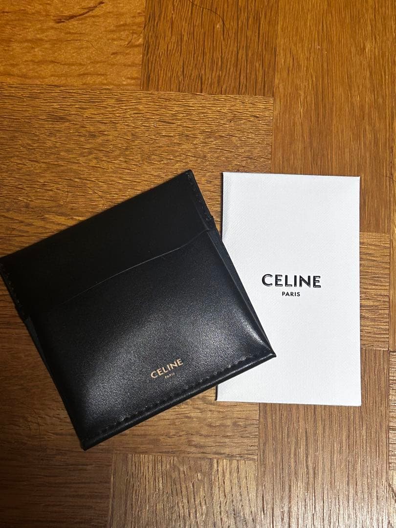 CELINE ノットスモールフープ ピアス(両耳用)
