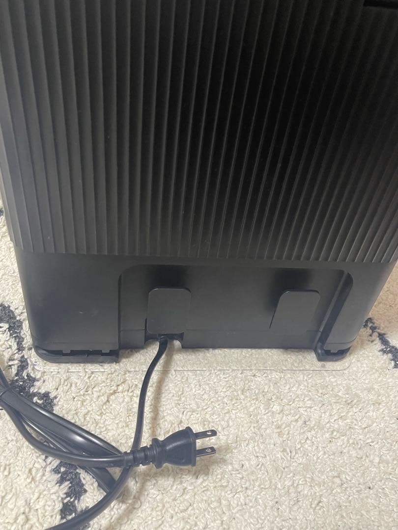 iRobot ロボット掃除機本体 自動排出機能付き　　箱無し