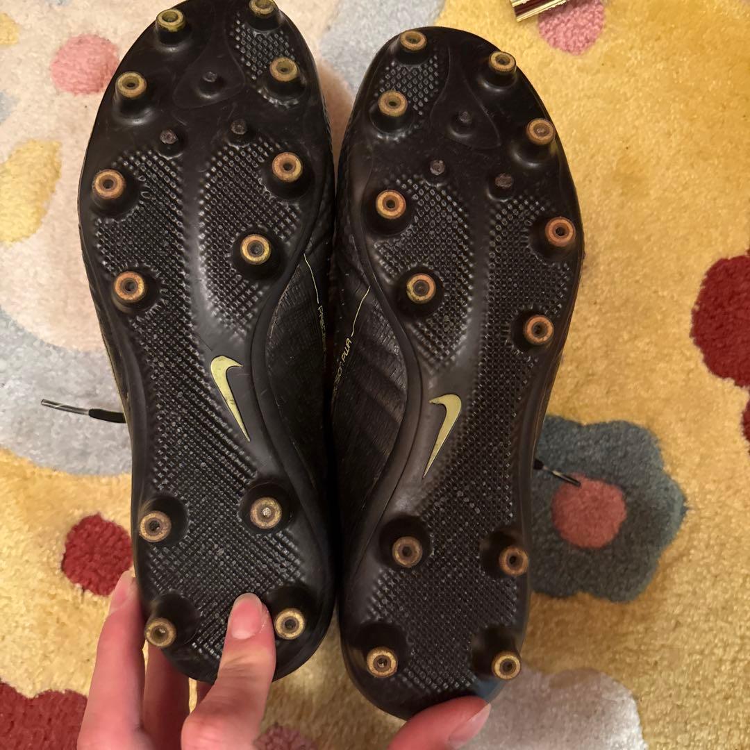 ナイキ　ファントムヴェノム　26㎝