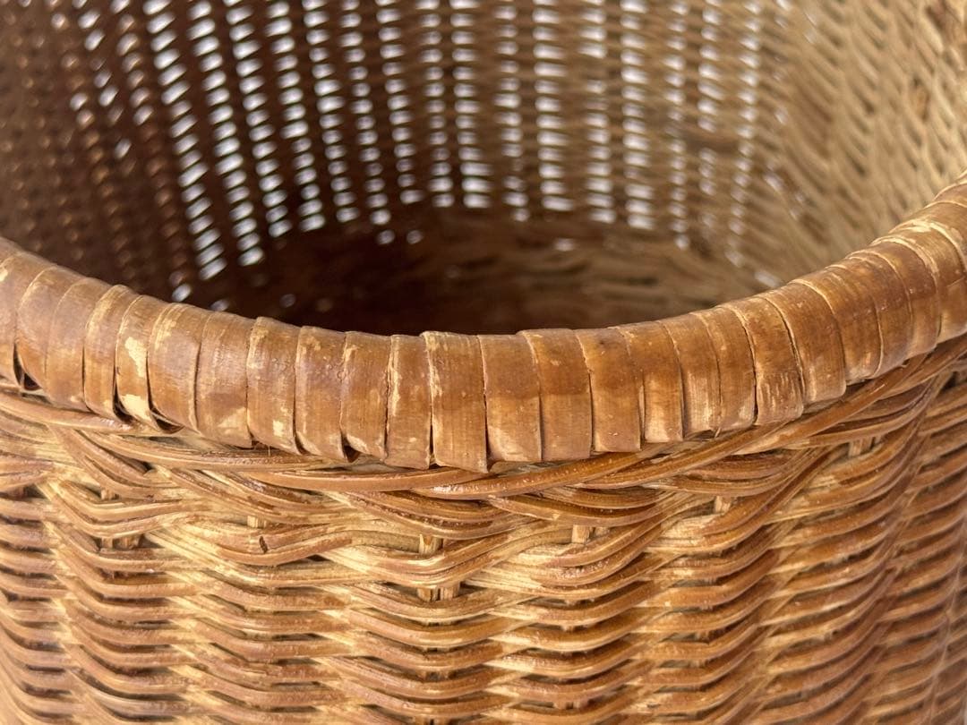ヴィンテージ 籐 楕円形 バスケット カゴ ゴールドハンドル