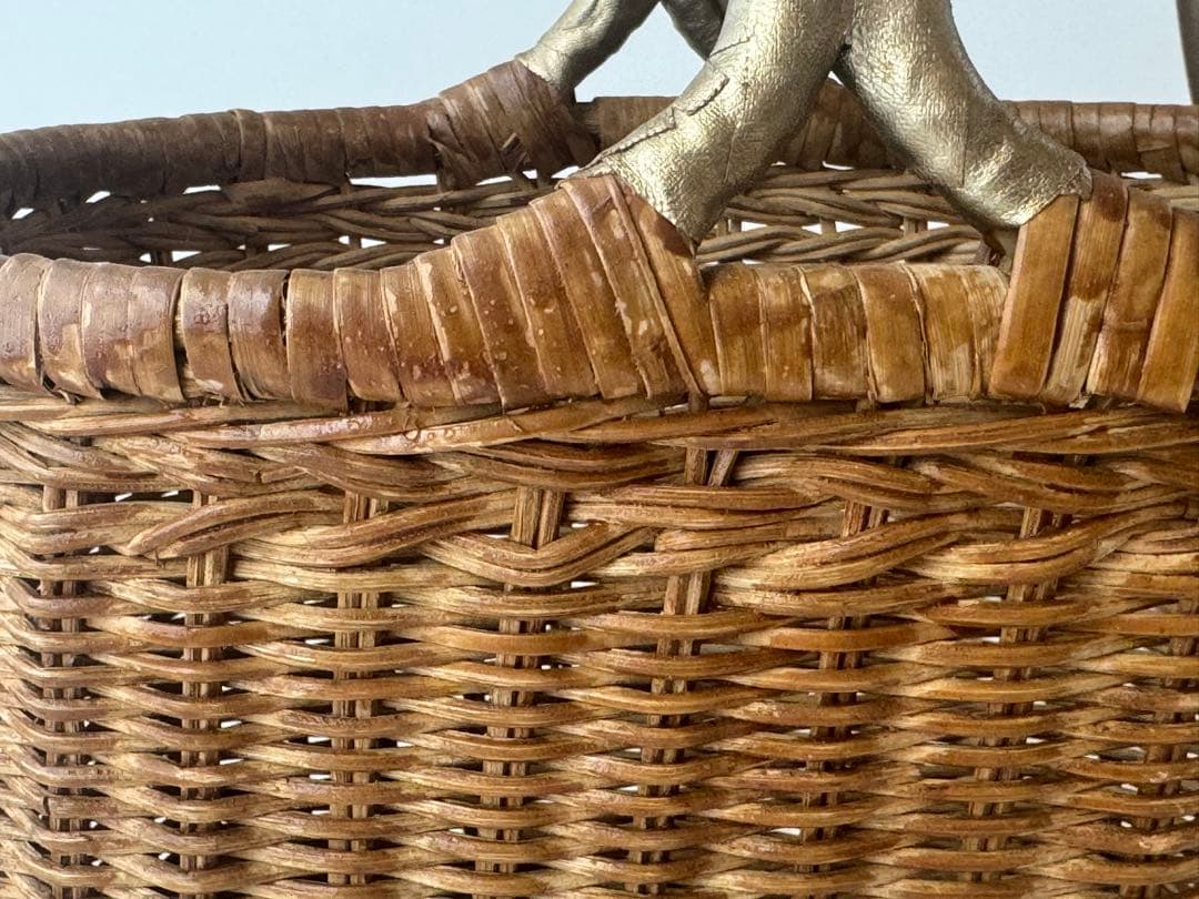 ヴィンテージ 籐 楕円形 バスケット カゴ ゴールドハンドル