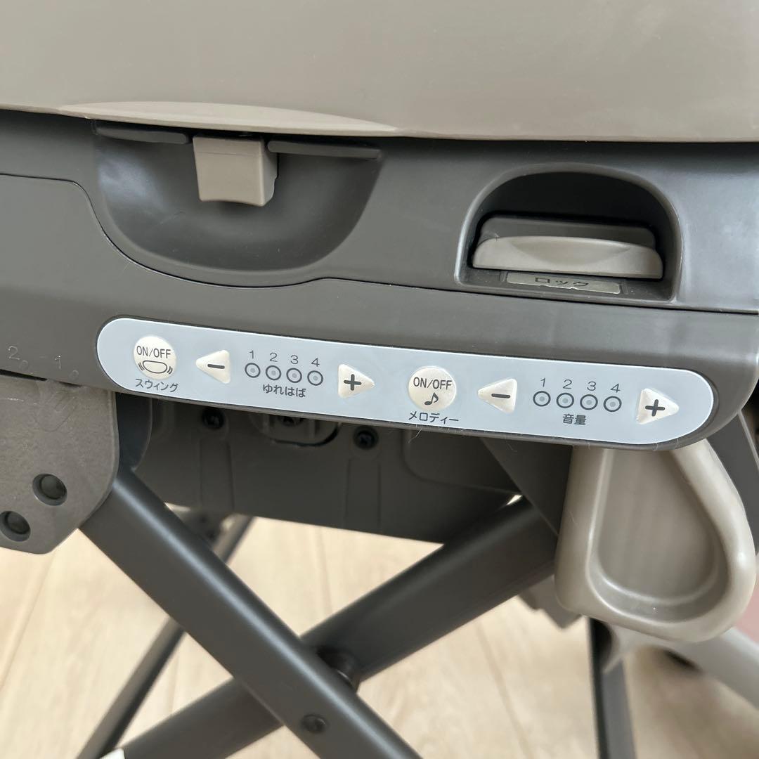 combi ネムリラ　オートスウィング　ハイローチェア　バウンサー　電動　コンビ