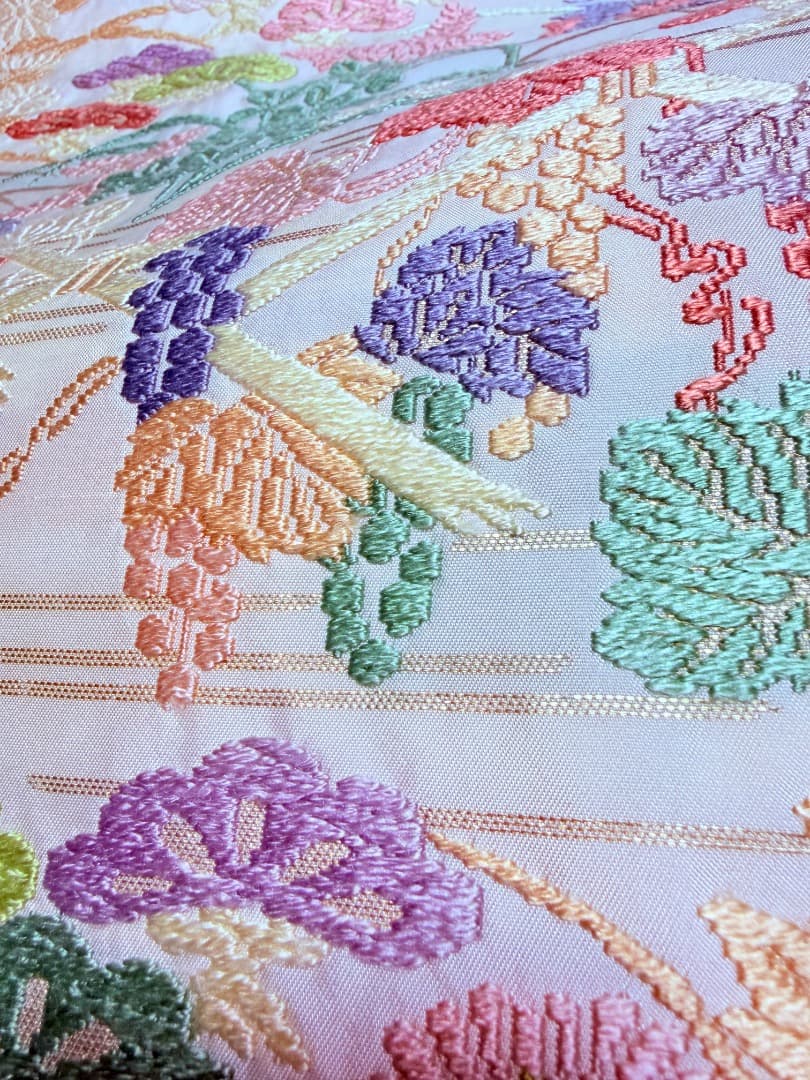 高級 袋帯 正絹 六通柄 総唐織 ホワイト 訪問着 色無地 約70万円